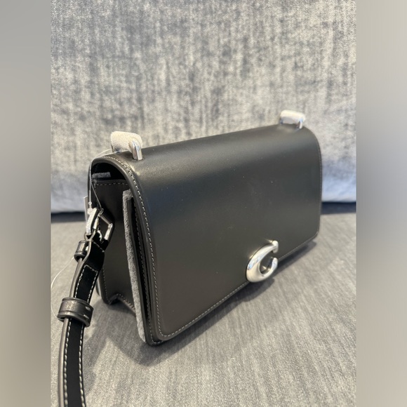 LUX Bandit Shoulder Bag - Picture 2 of 8